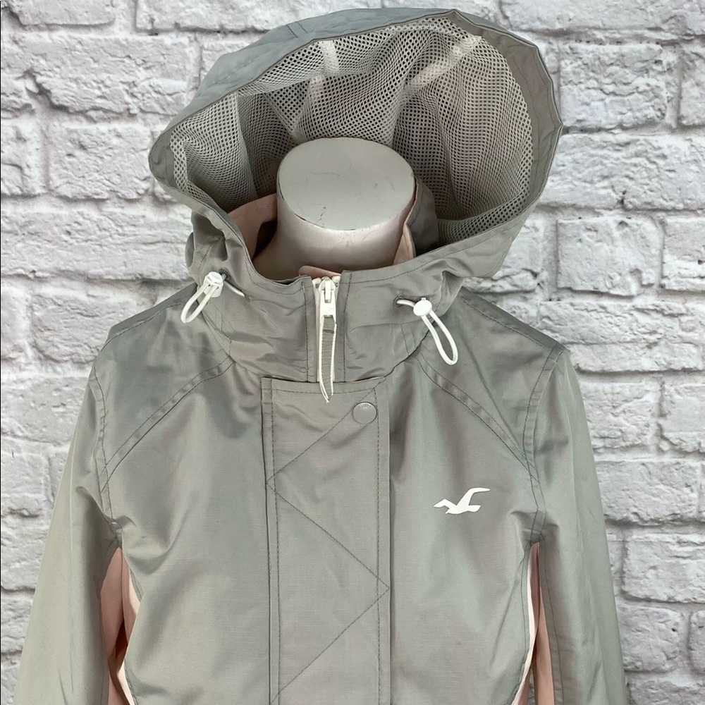 Hollister Women's All Weather Jacket Pink wHood S